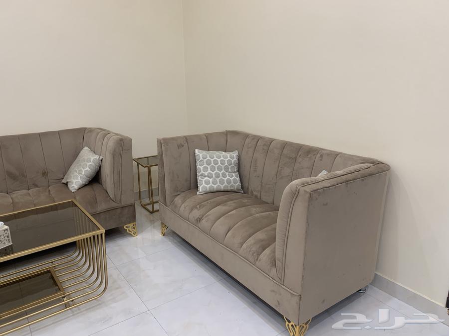 Sofa64573165015682112