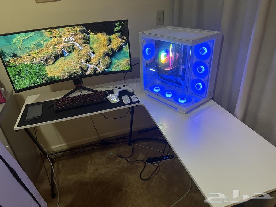 بي سي كامل للبيع طاولة   بي سي  سماعه   شاشة يد وماوسكيبورد64571464785666114