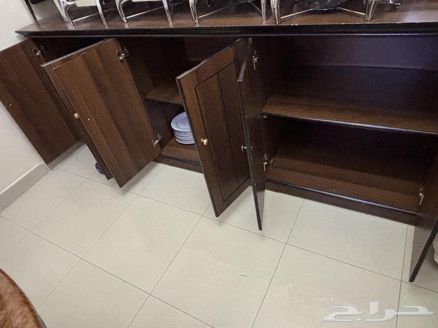 دولاب بوفيه مع مرايه64579340881793113