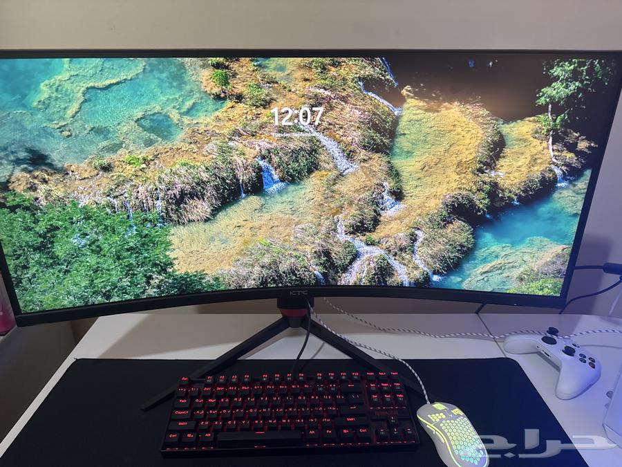 بي سي كامل للبيع طاولة   بي سي  سماعه   شاشة يد وماوسكيبورد64571464785666111