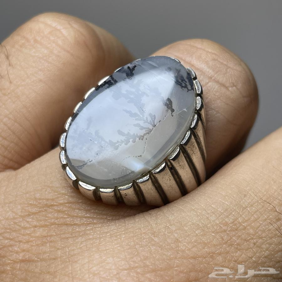 نوادر الاحجار عقيق يماني مشجر لفض الجلالة64571644424195110