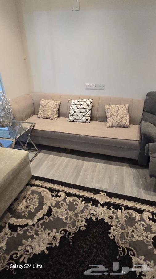 أثاث مستخدم ونظيف64573446465537110