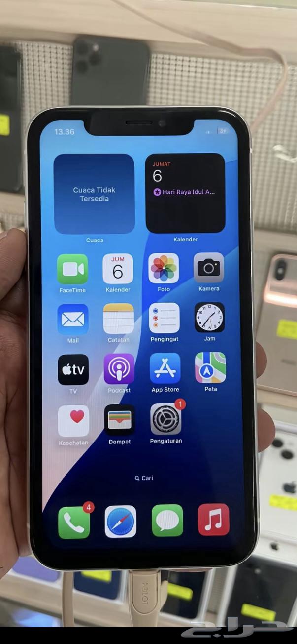 جوال ايفون64573852961281111