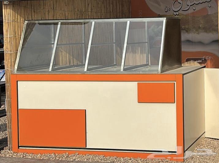 طاولة عرض خشب نوع جيد وكاونتر استيل اصلي مع قزاز64575615390723110