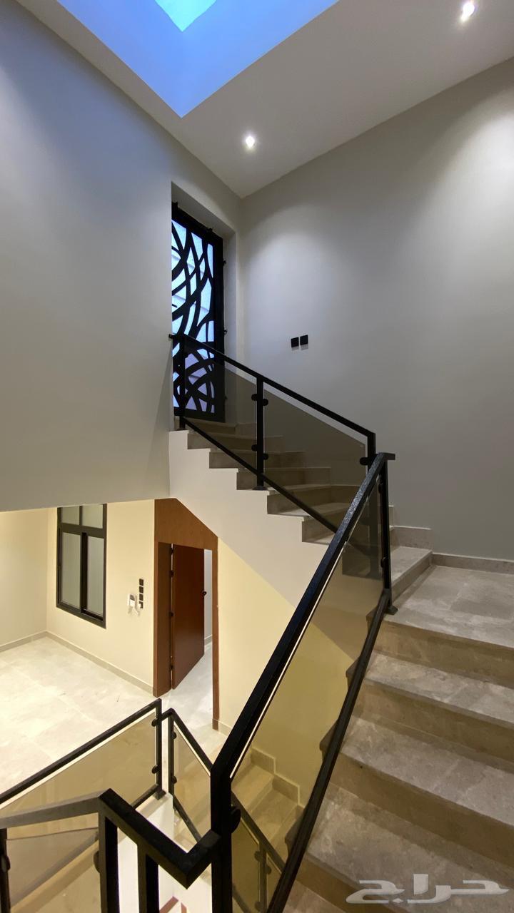 Two-story villa with rooftop in Al-Waleed, priced at 830,00064145688135682111