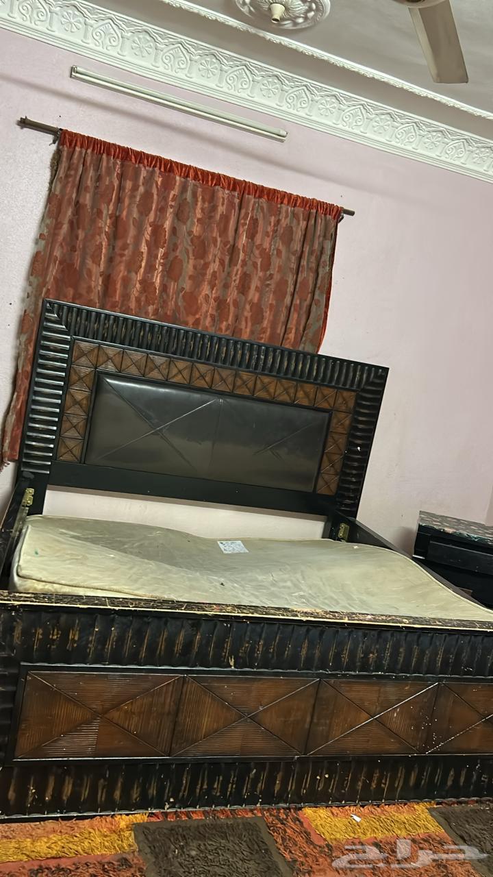 دولاب غرفة نوم و سرير نوم للبيع64560234732033111