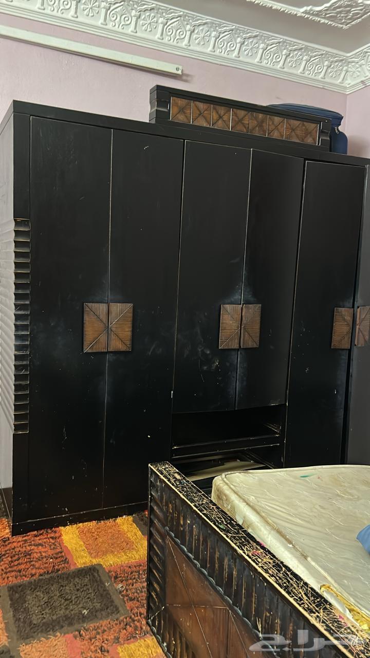 دولاب غرفة نوم و سرير نوم للبيع64560234732033110
