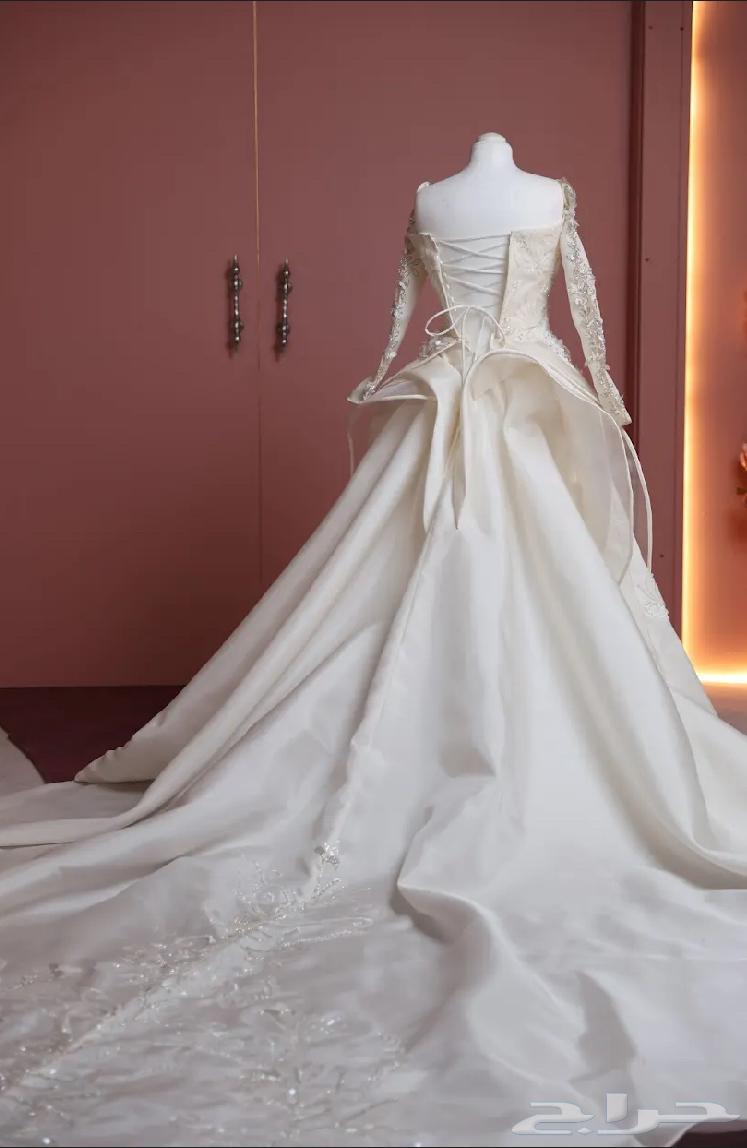 فستان زفاف من المصممه هدى هاشم للبيع مع ملحقاته64571533441923110