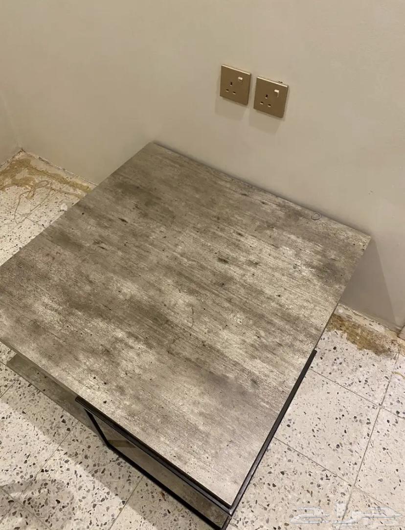 طاولة للبيع64572677474946111