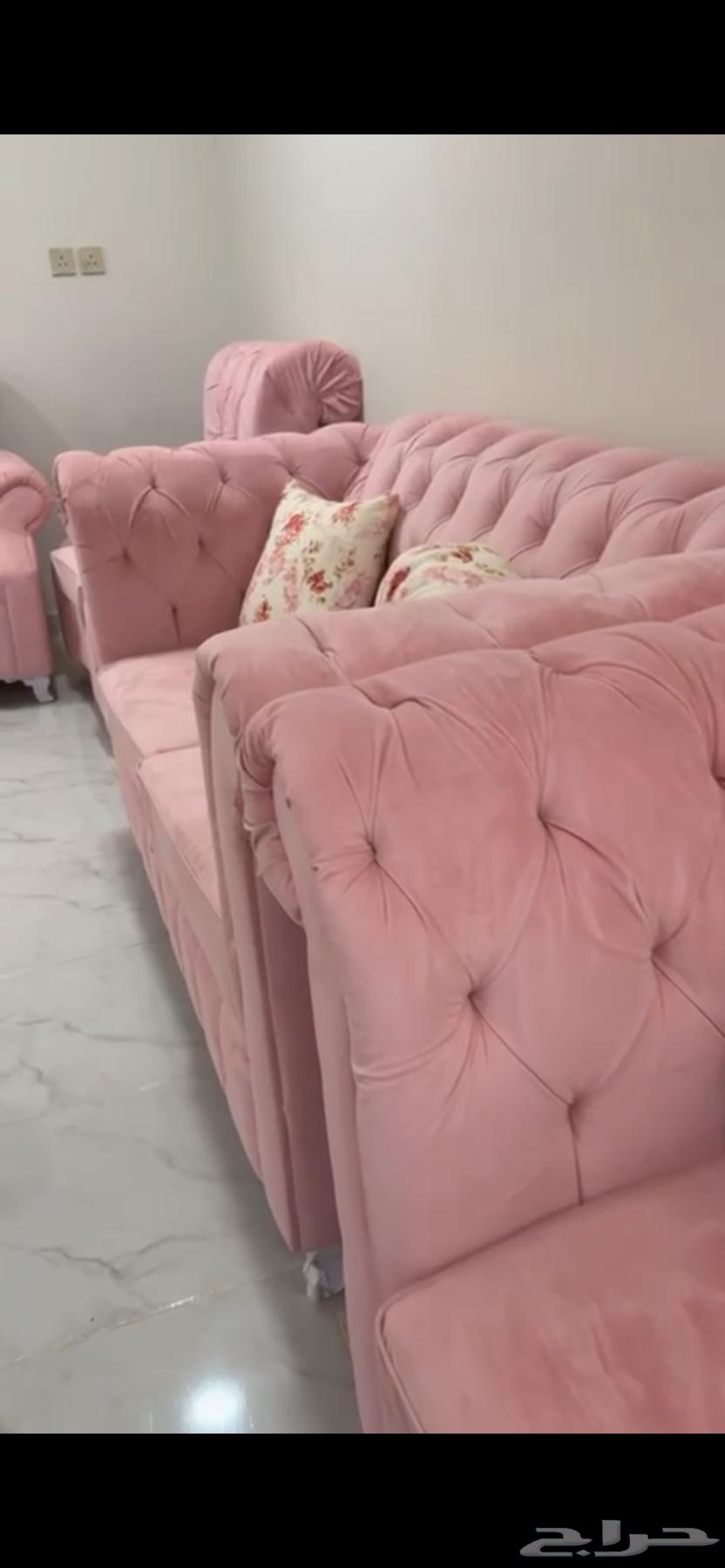 للبيع كنب مستخدم نظيف64573657245826111