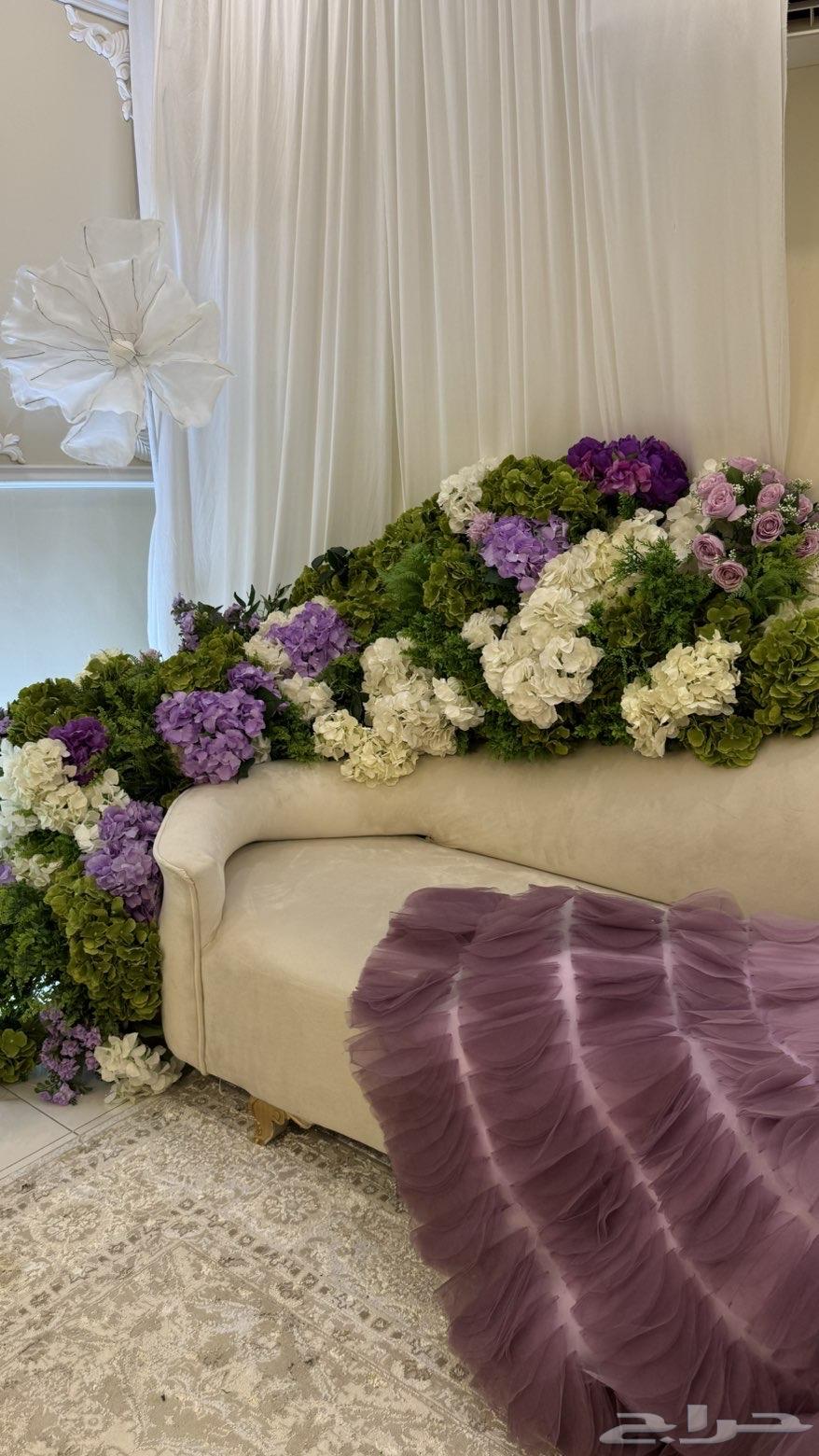 فستان ملكه اخذته شهر2انلبس 4ساعات فقط ب2000ابي فيه100064576687502465111