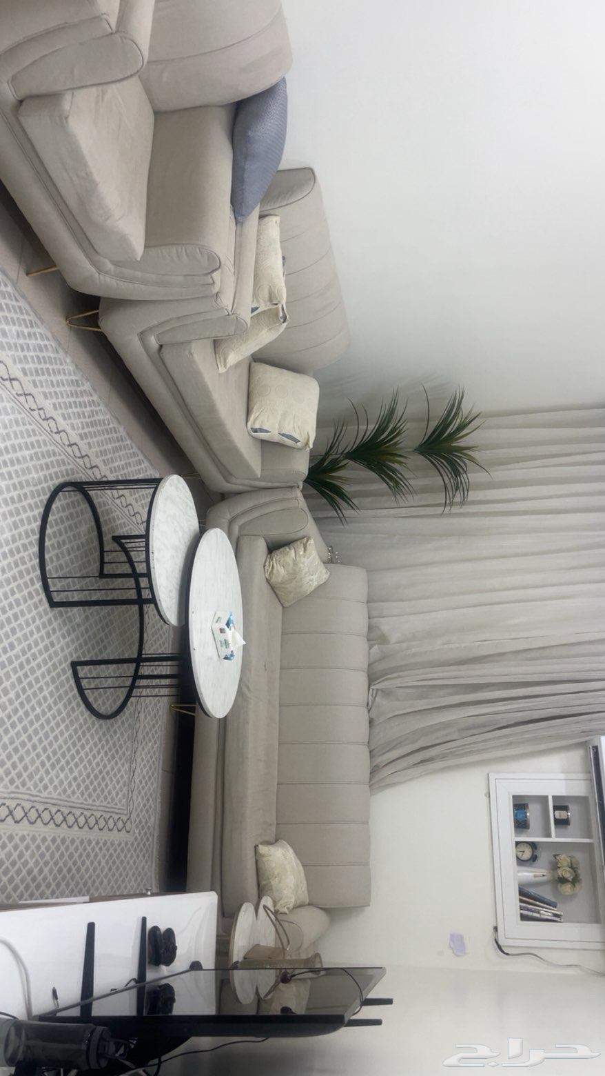 اثاث كنب يكفي 7 اشخاص نظييف جدا للتواصل 5023209364574033922689110