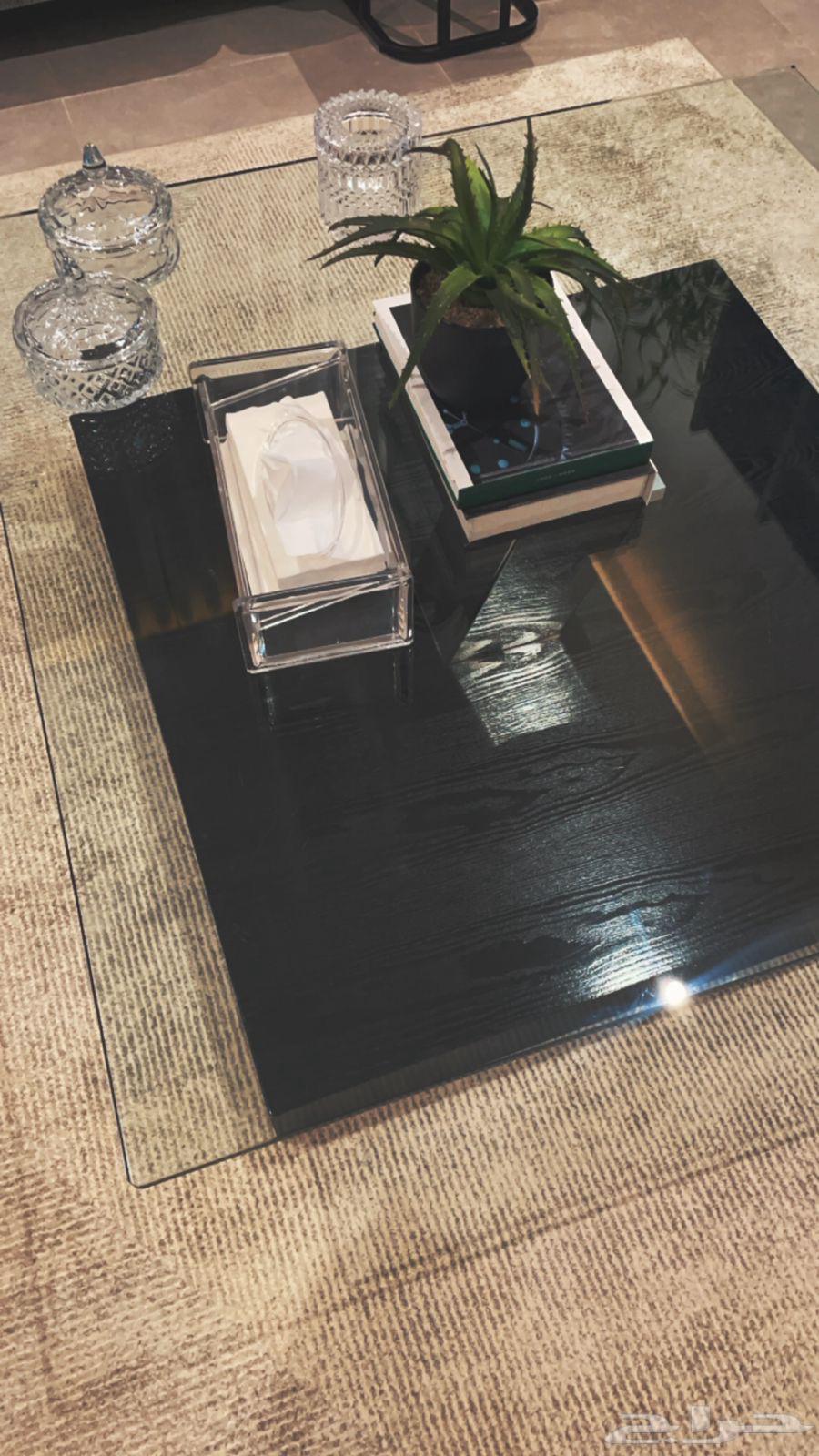 طاولات مودرن للبيع64575781030913111