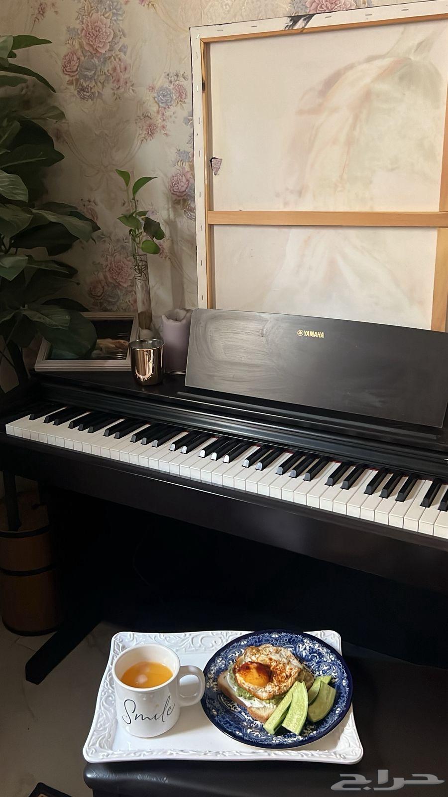 بيانو ياماها للبيع على السوم64578048281474110