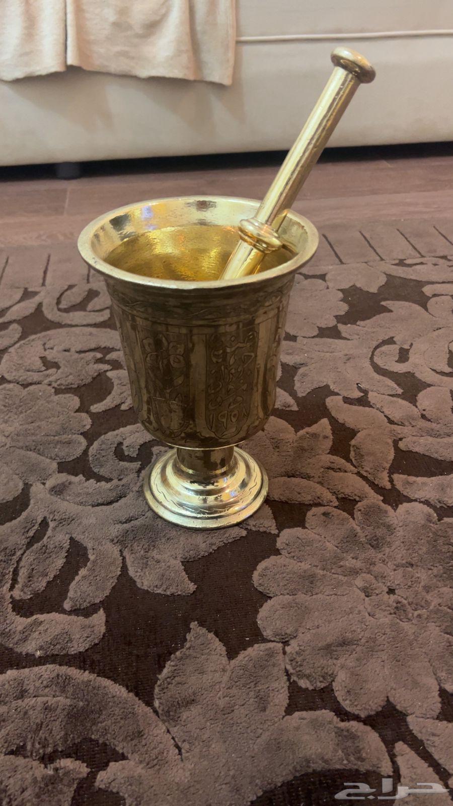 نجر جوبراني 23سم مترخ ومنقوش64572691706114111