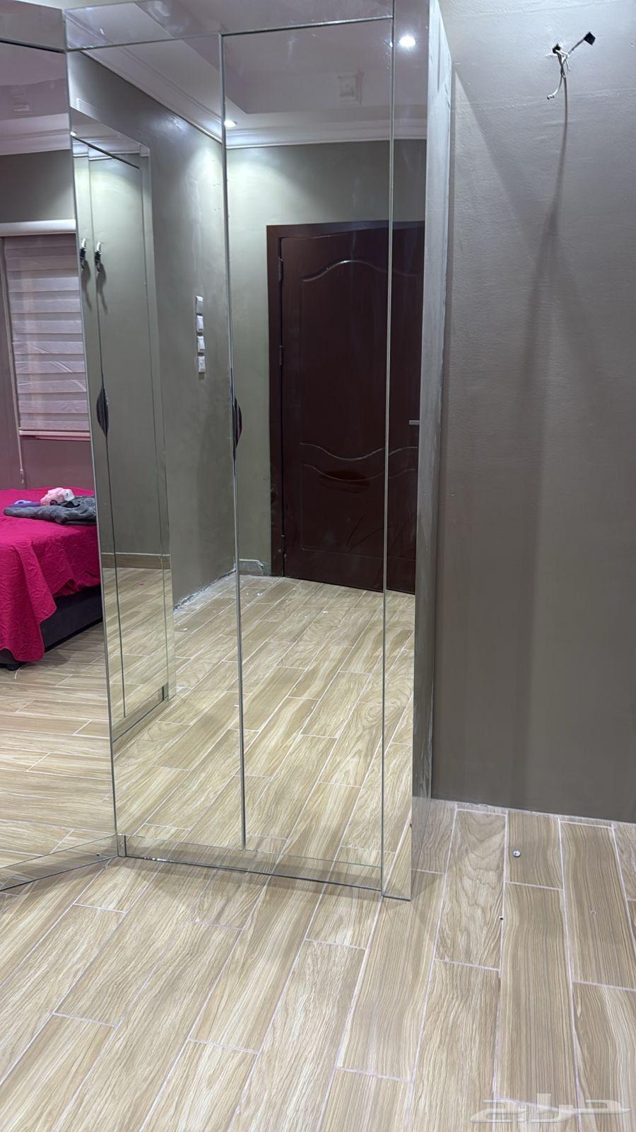 دولاب64577950673667110