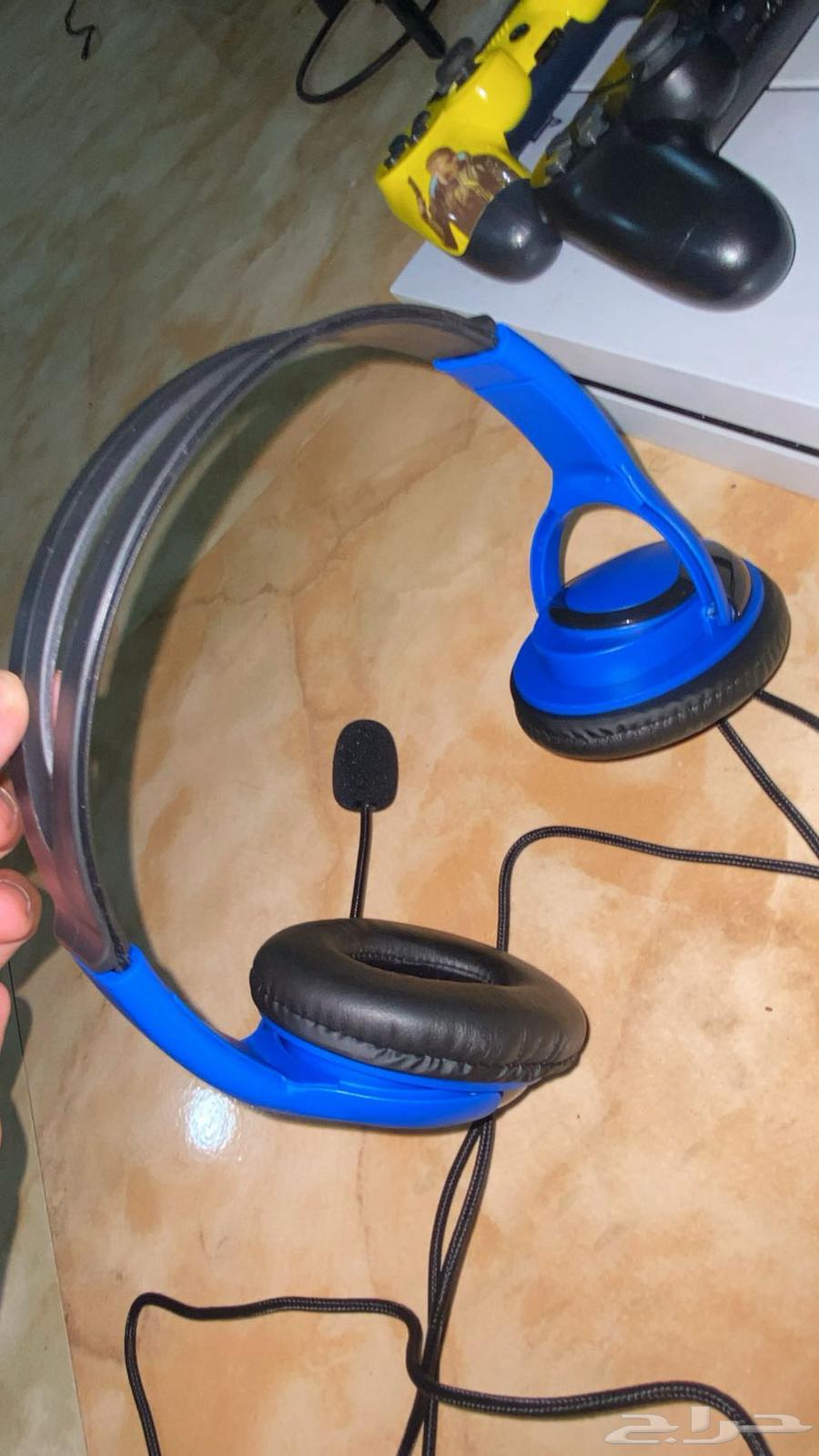 سوني 4 ابيض64576353671553111