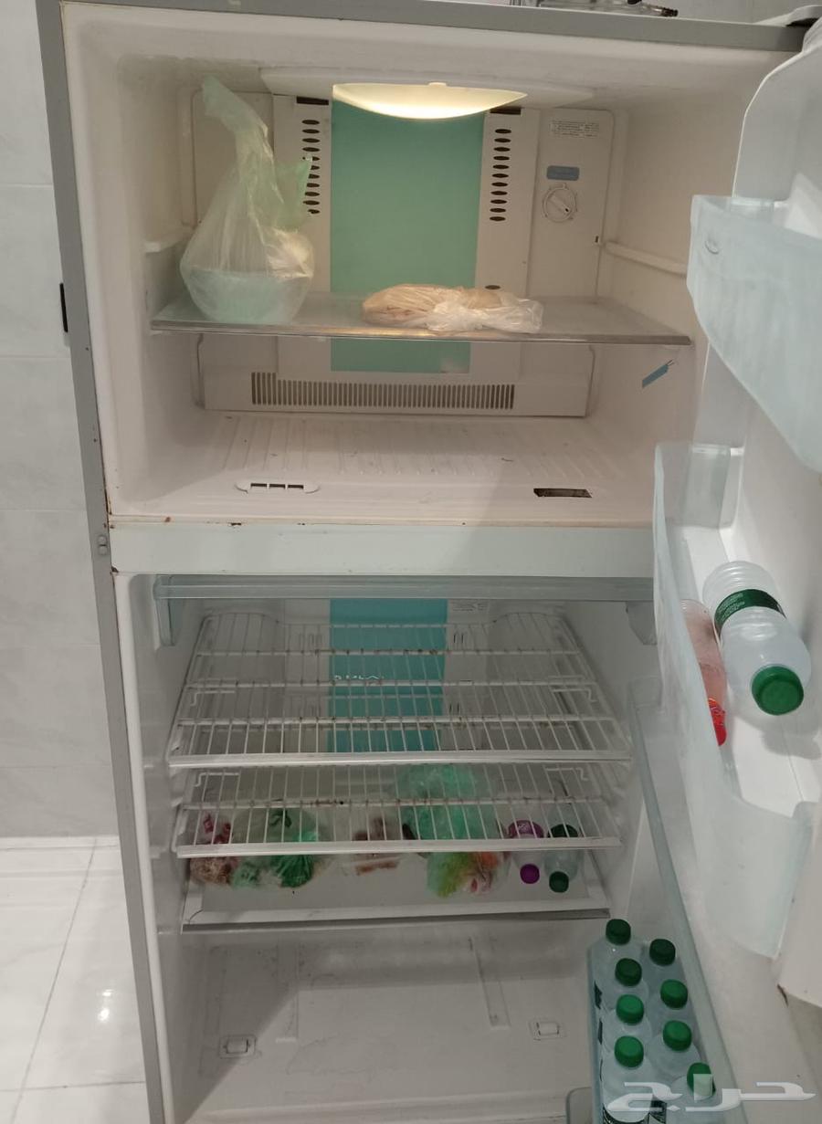 ثلاجه بابين نضيفه جديده ماتشتكي من شي64577545006850111