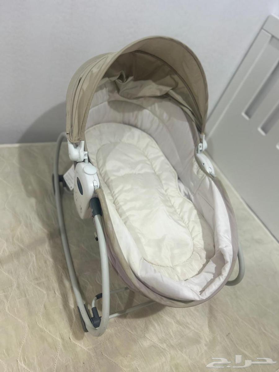 سريرين اطفال وكرسي سيارة اطفال للبيع64574103115265111