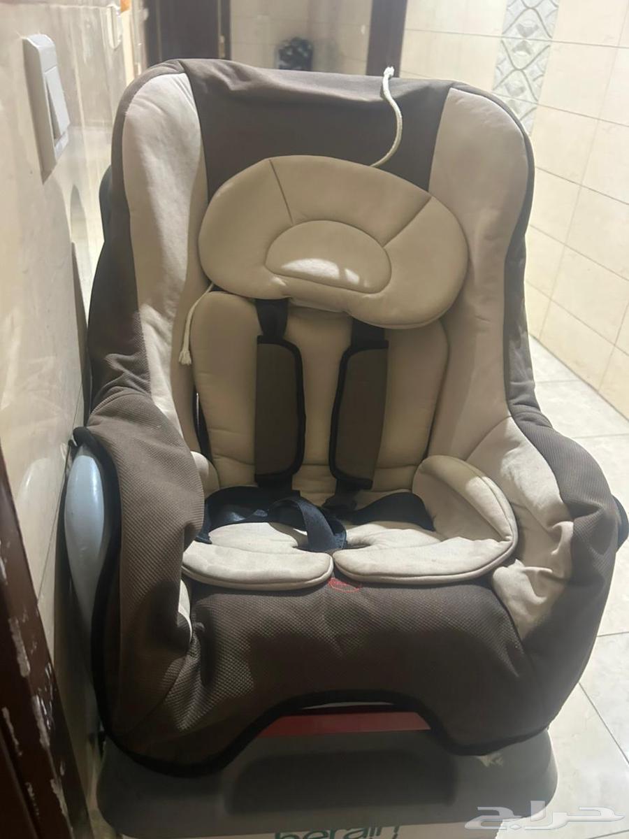 سريرين اطفال وكرسي سيارة اطفال للبيع64574103115265112