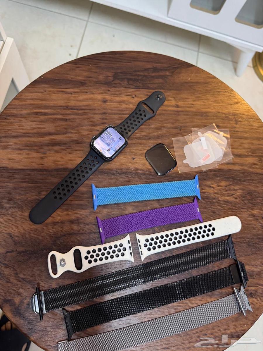 Apple watch with broken screen works64578813849987110