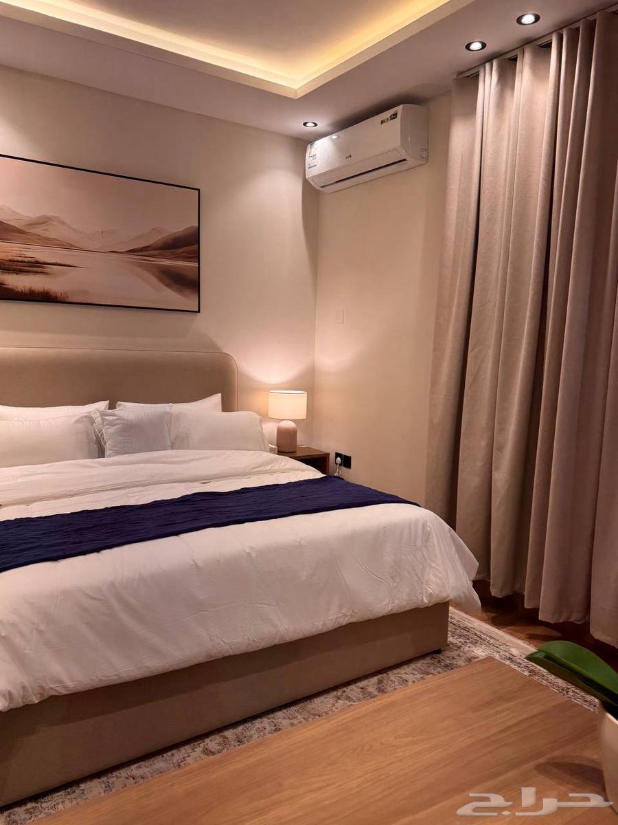 فرصة ذهبيه اثاث استديو متكامل للبيع64575726051843112