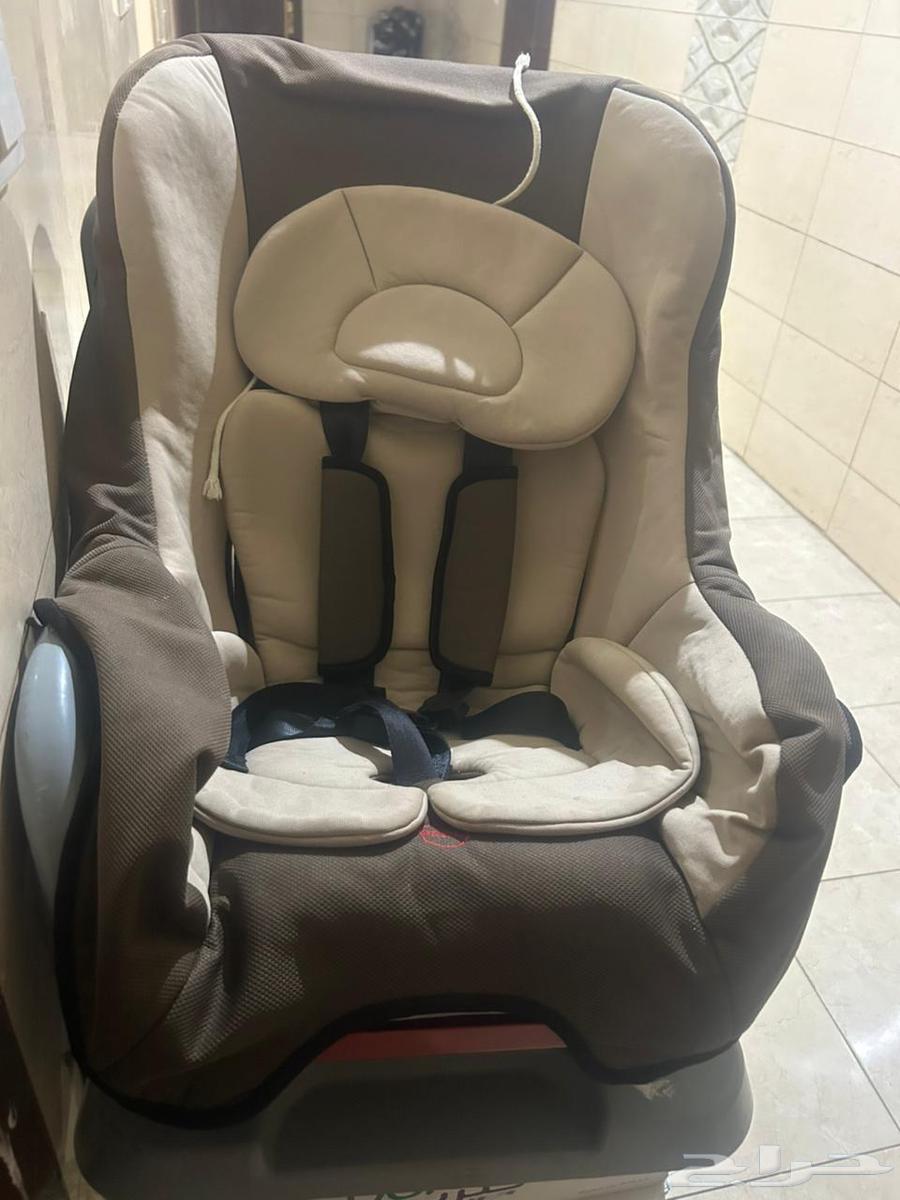 سريرين اطفال وكرسي سيارة اطفال للبيع64574103115265113