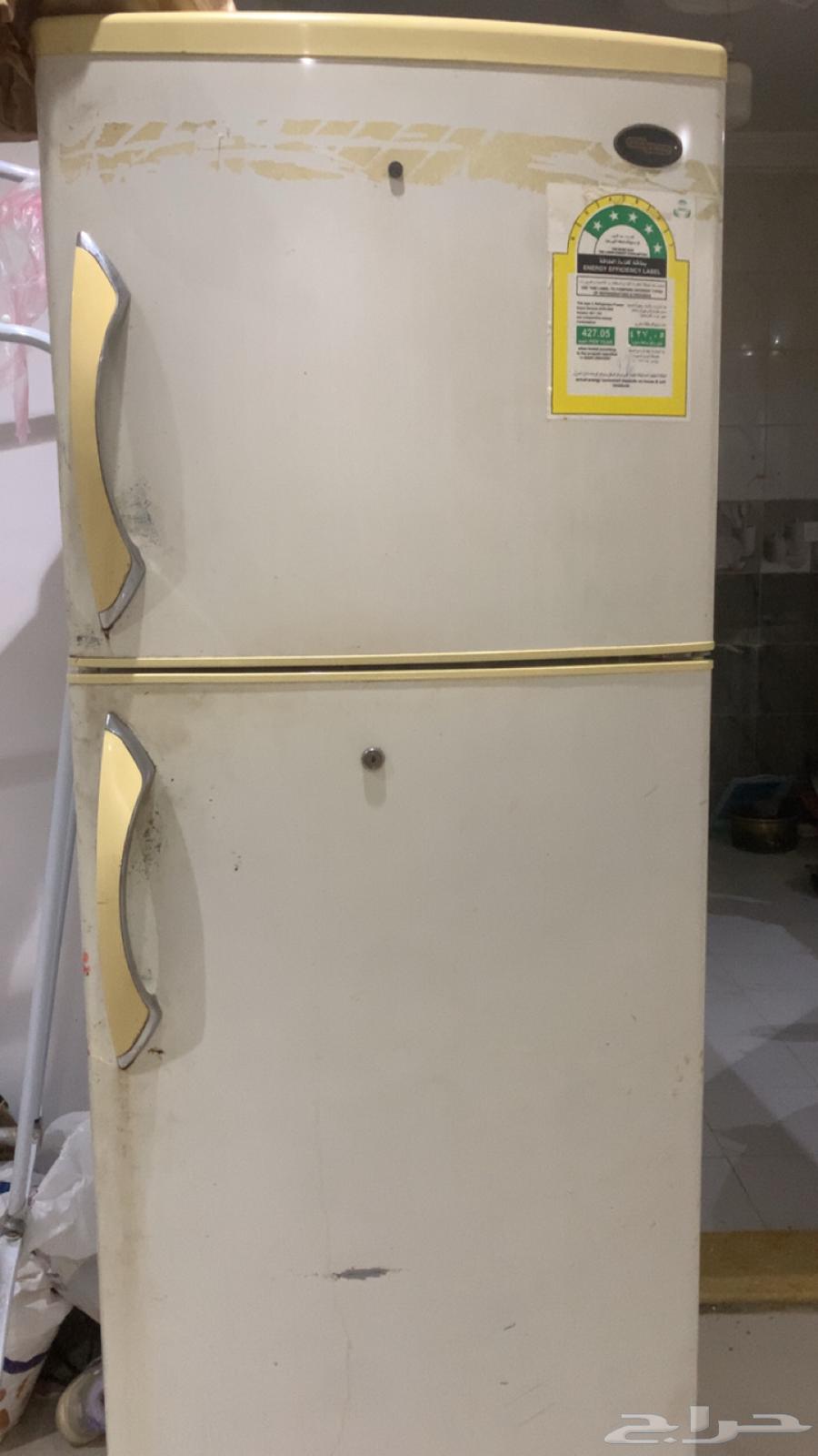 I have a fridge that works perfectly sometimes and stops other times, but its cooling is excellent64580717263105111