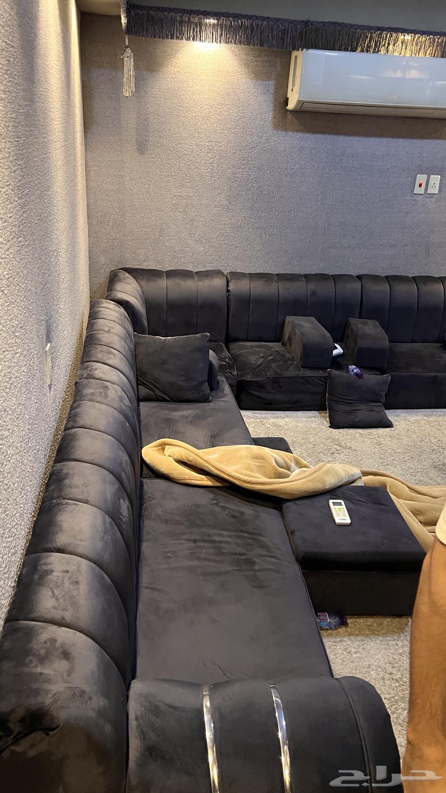 Floor sofa set for sale, 8 pieces with two corners, 4 seats and 4 cushions64578745367298113