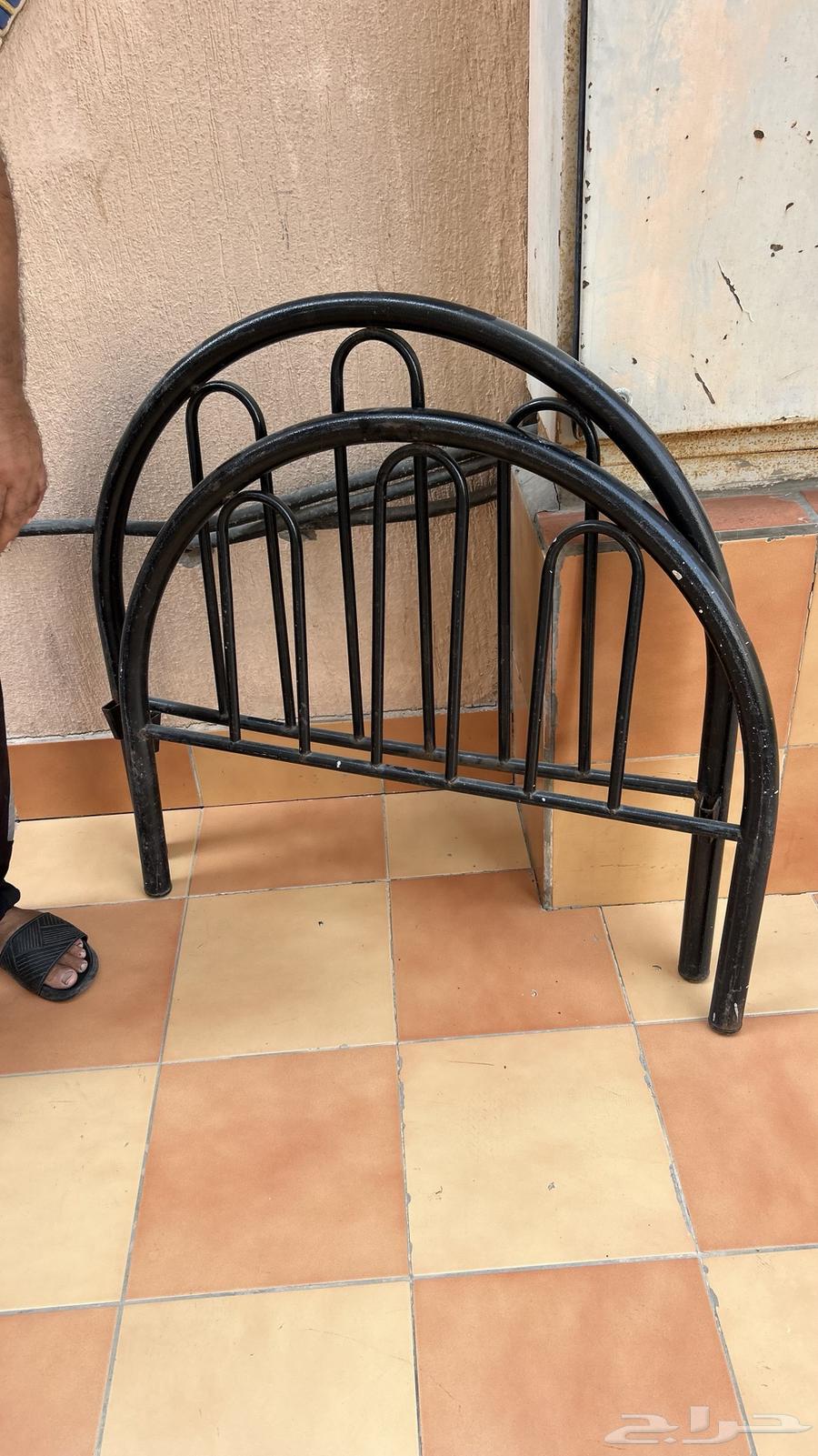 للبيع سرير حديد64581773367043112