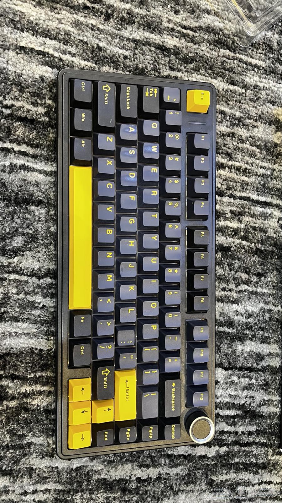 كيبورد F7564583372287619111