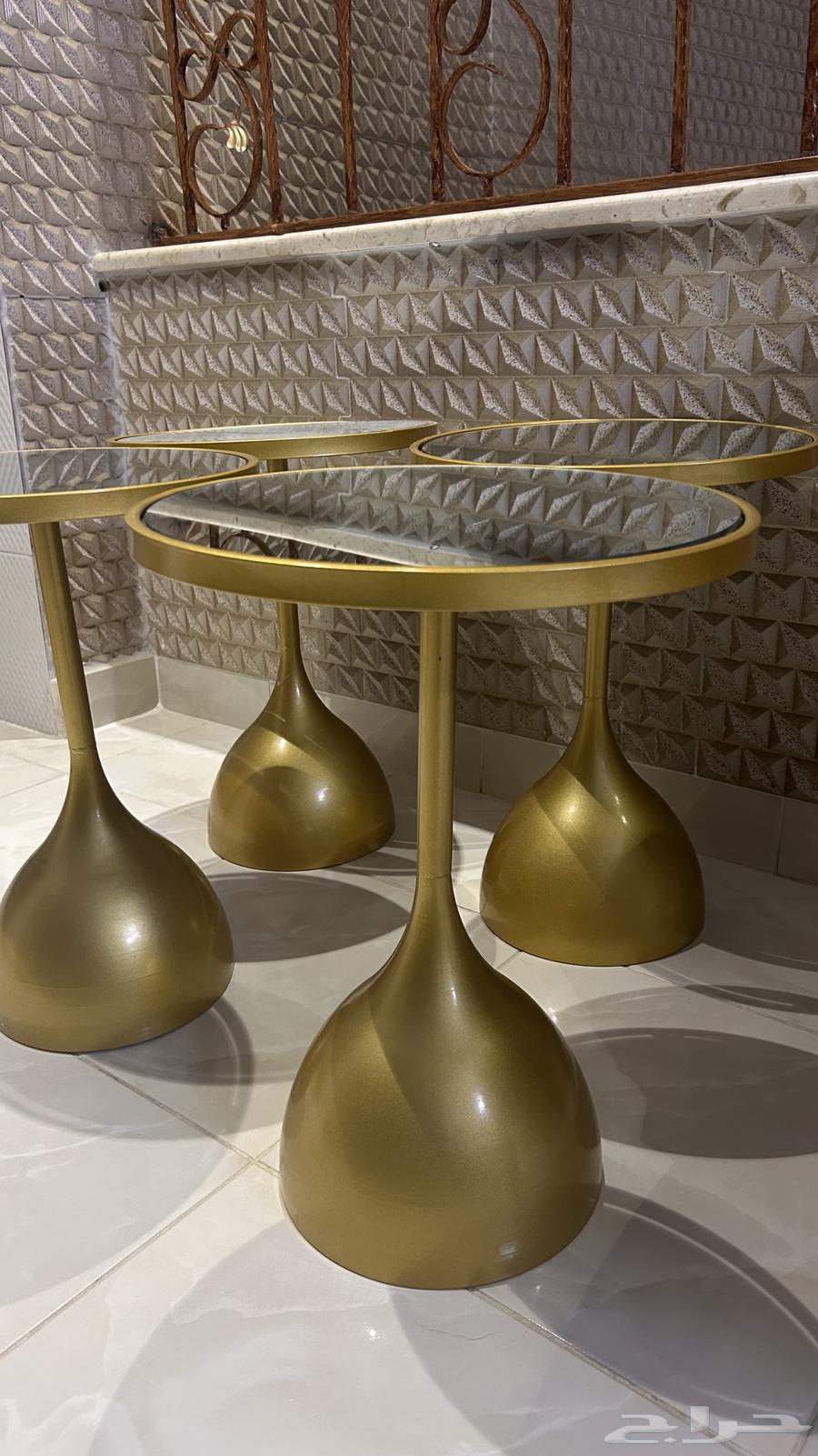 Service table64587888902786110