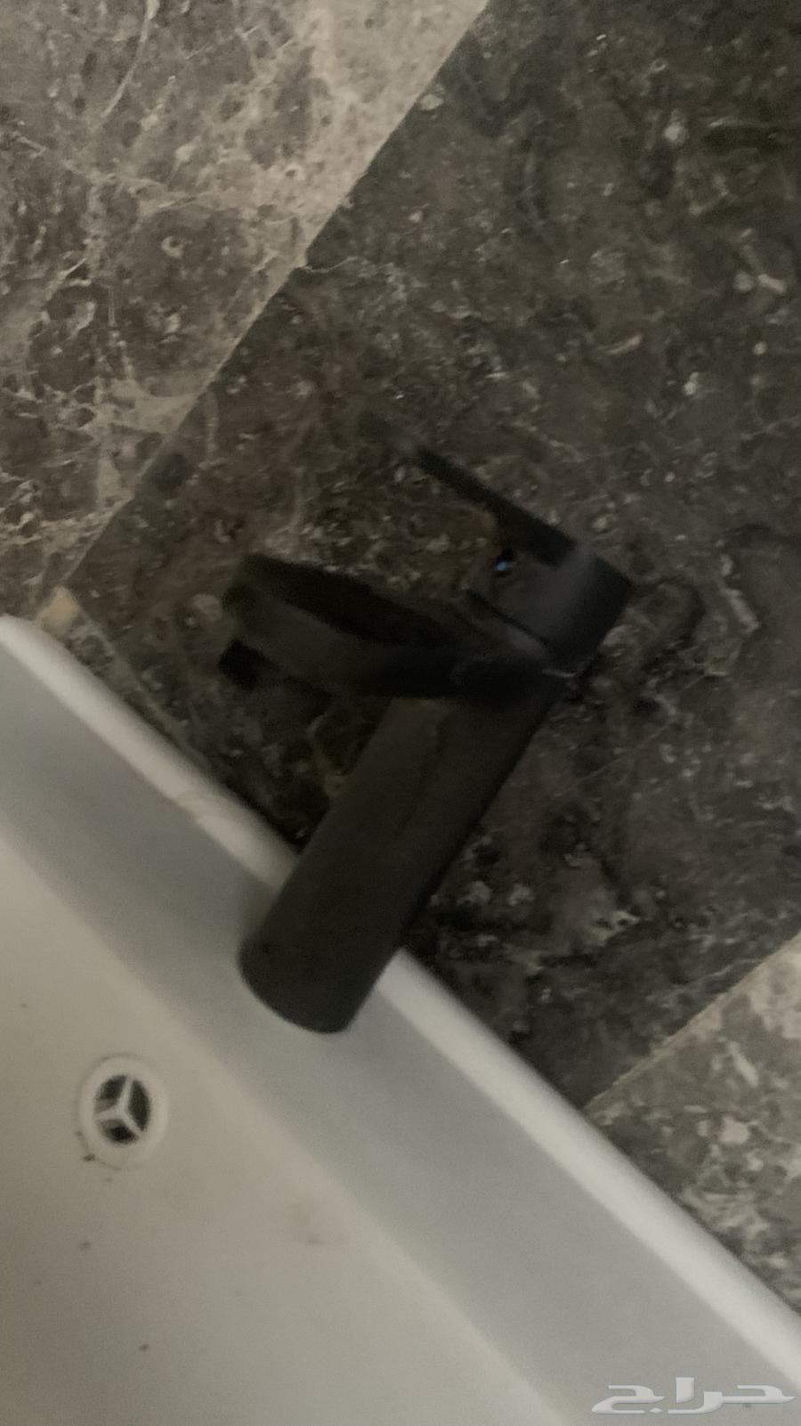 Double sink64585024818179111