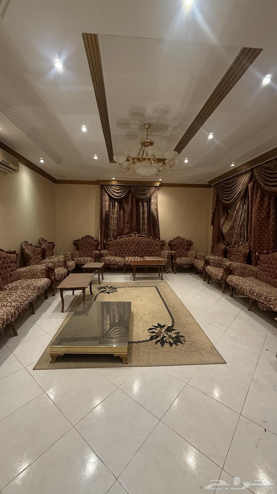 طقم كنب للبيع64580403539457110