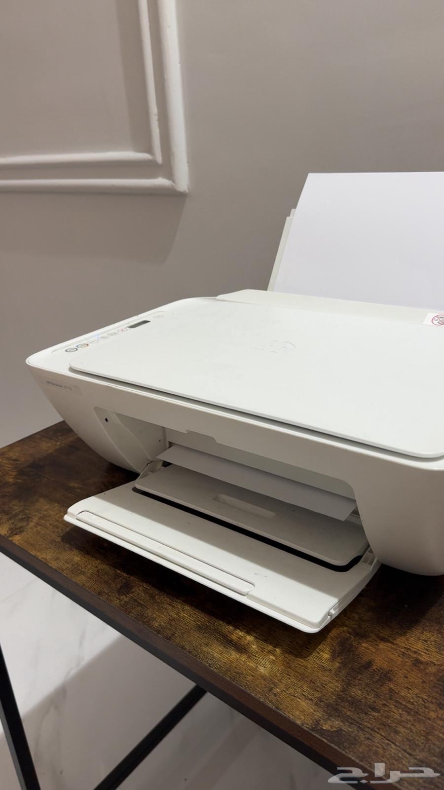Semi-new printer with very light use64582373165569111