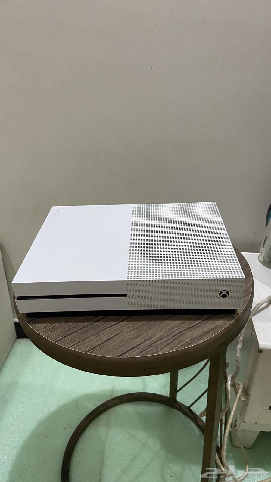 Xbox One X64584347719811112