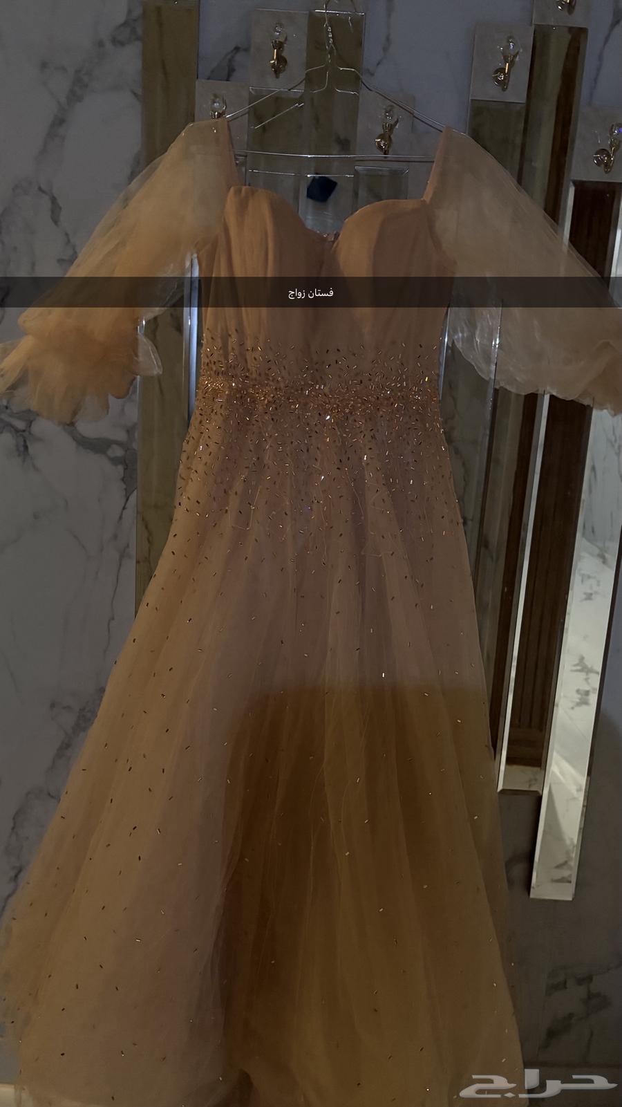 فستان زواج او ملكه64580431158275110