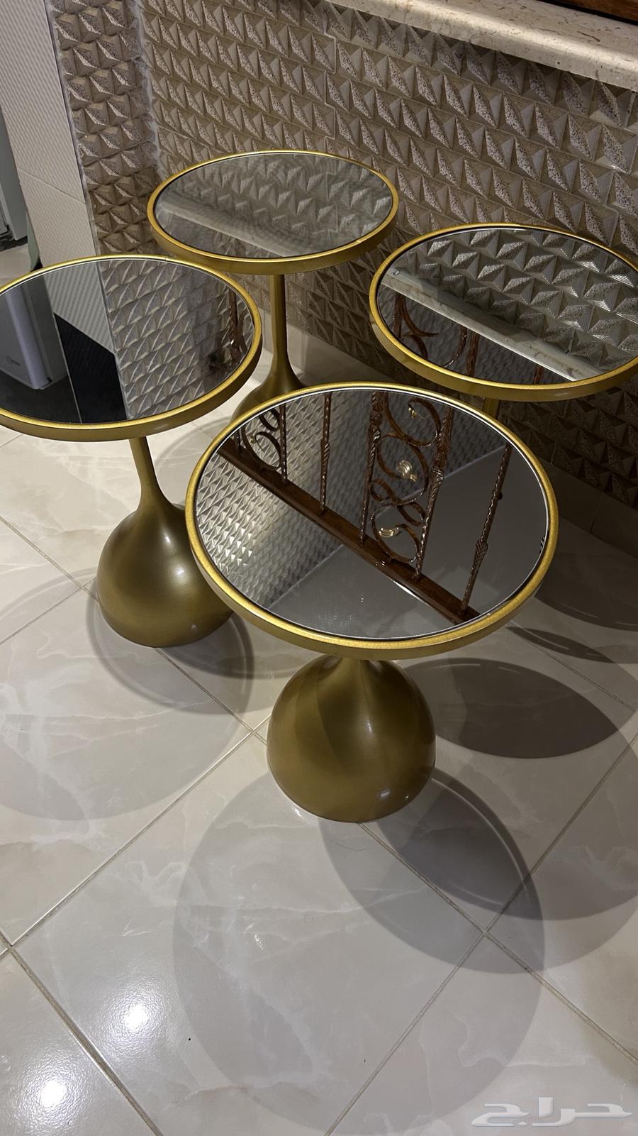 Service table64587888902786112