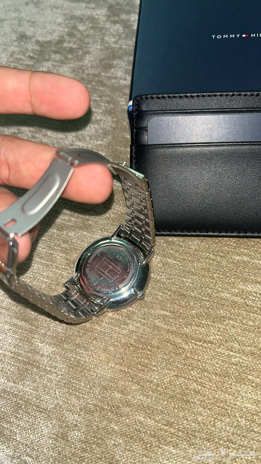 ساعة وا محفضة تومي اصليه Original Tommy watch and wallet64588743909250112