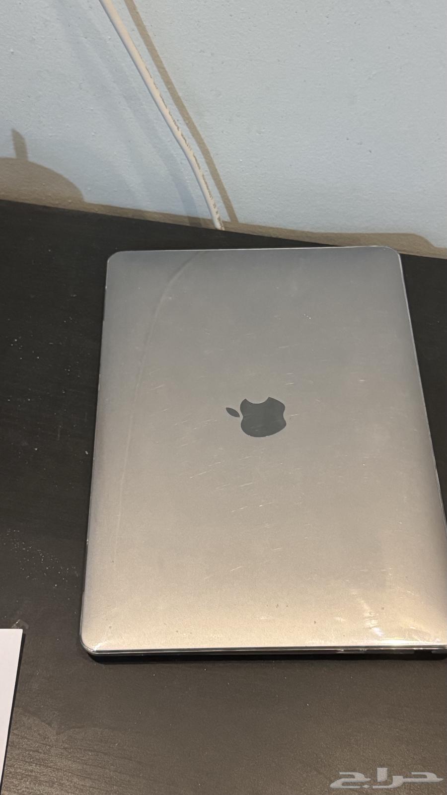 ماك بوك اير M164585609668481110