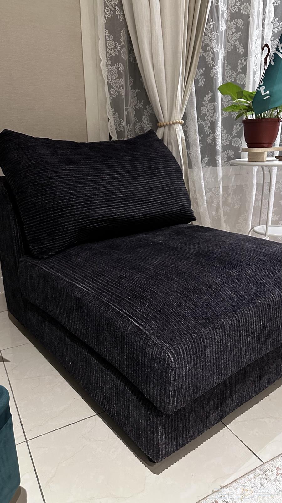 Sofa64580649566850114