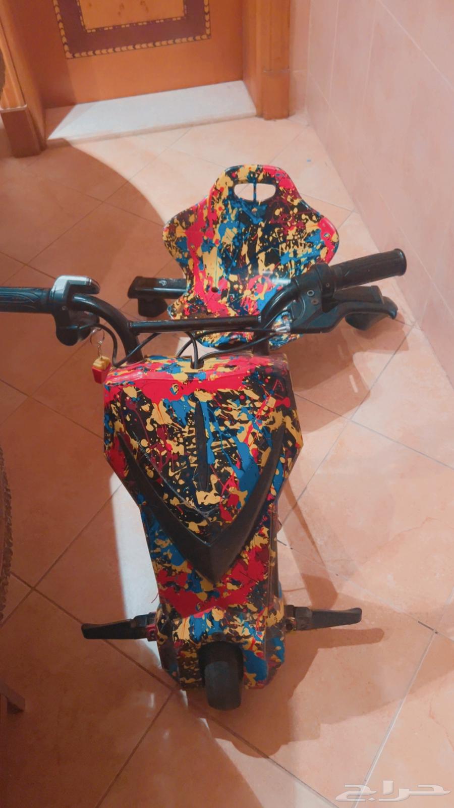 اغراض للبيع بحاله جيده64587652556161110