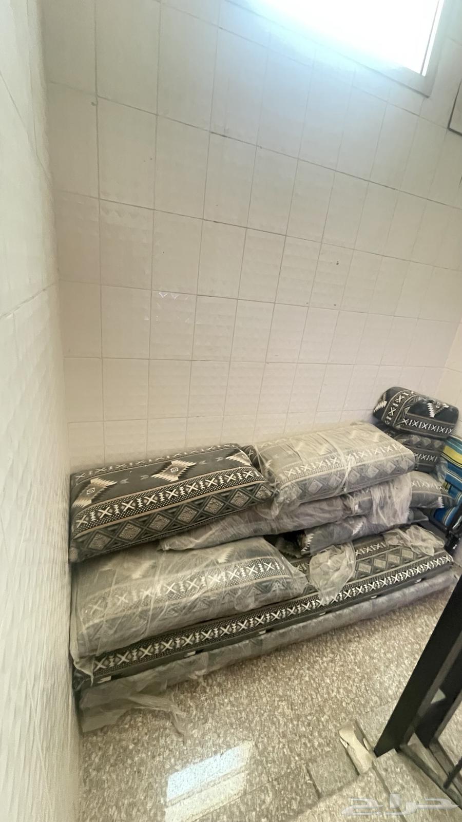 جلسه كنب شبه جديده64582373076739112