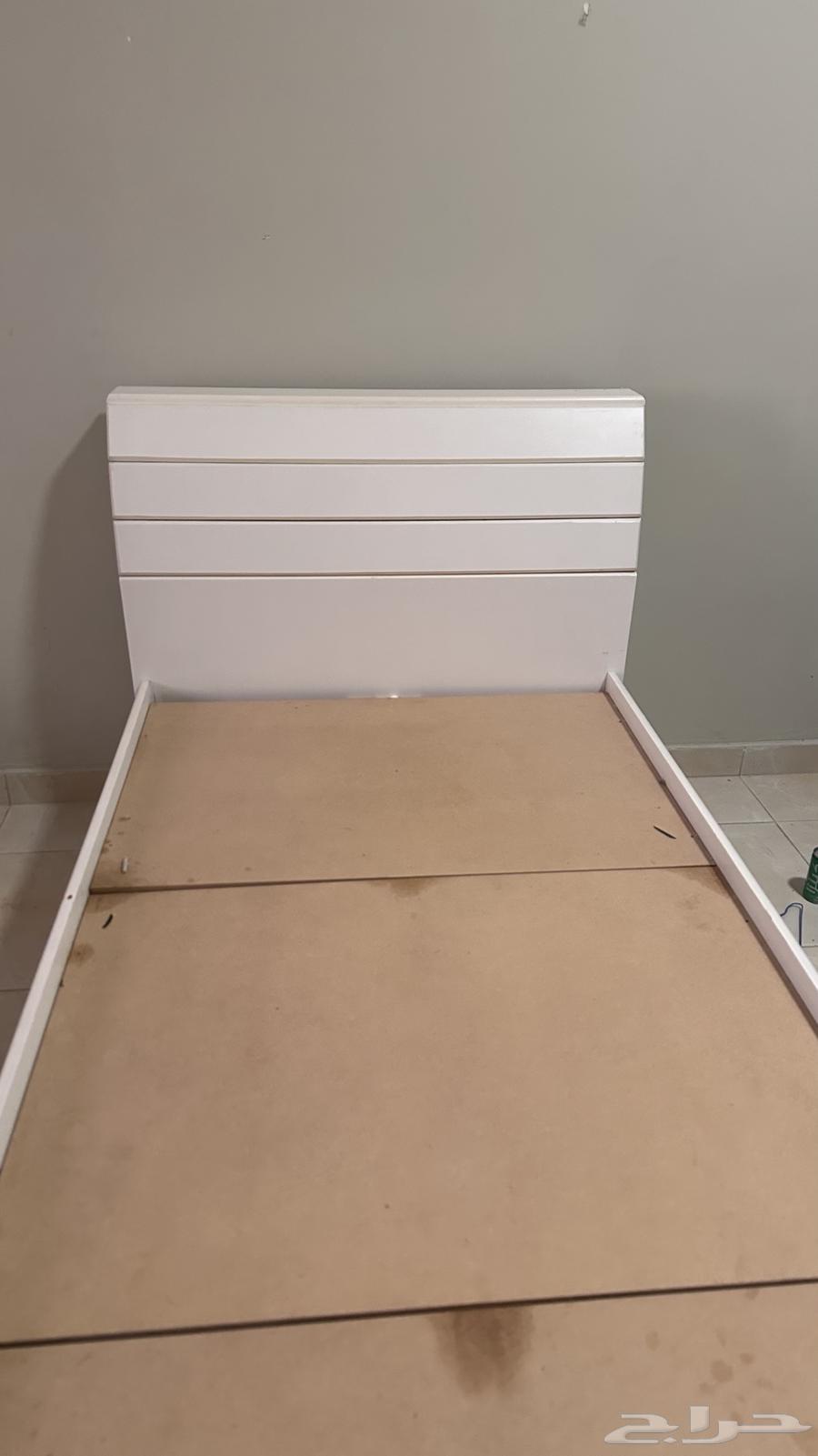 الخبر الصواري64581690676098113