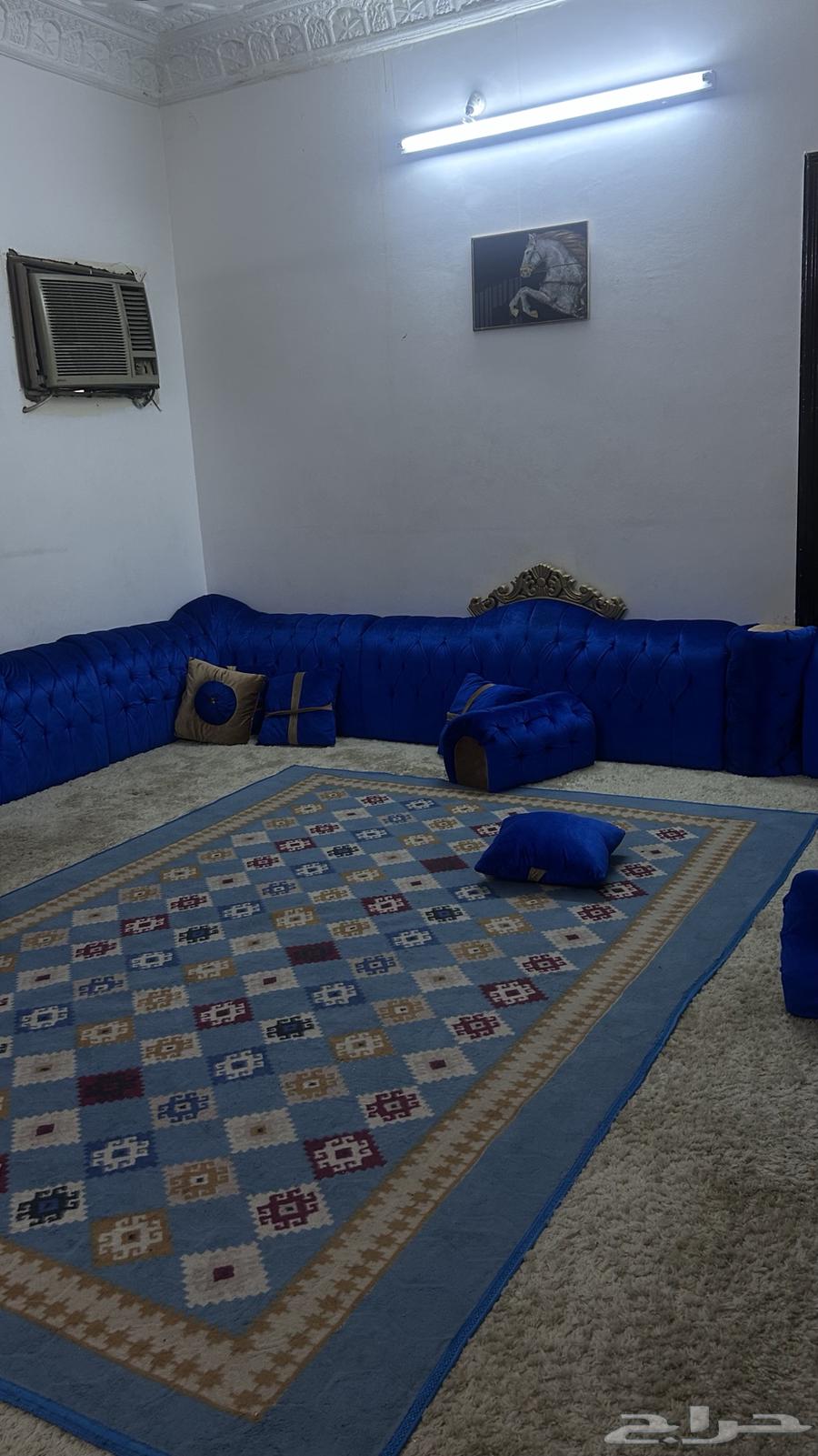 مجلس كامل مع الستاره والطاوله ومعاها4صغيره64581045676546113