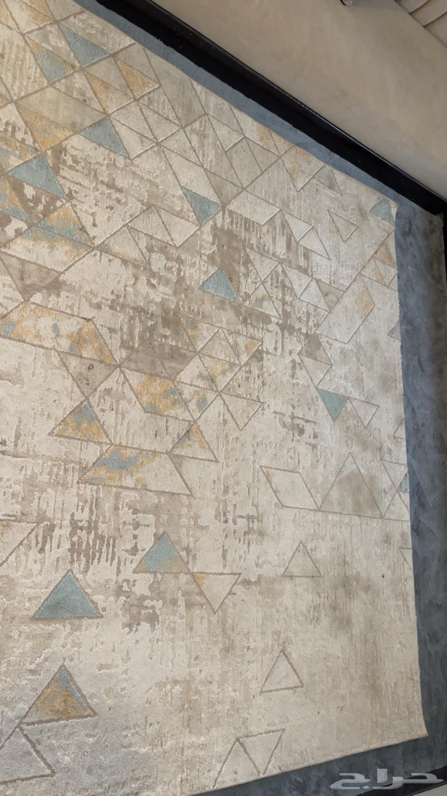 جلسات ارضيه جميله وبدون ملاحظات64583809646465112