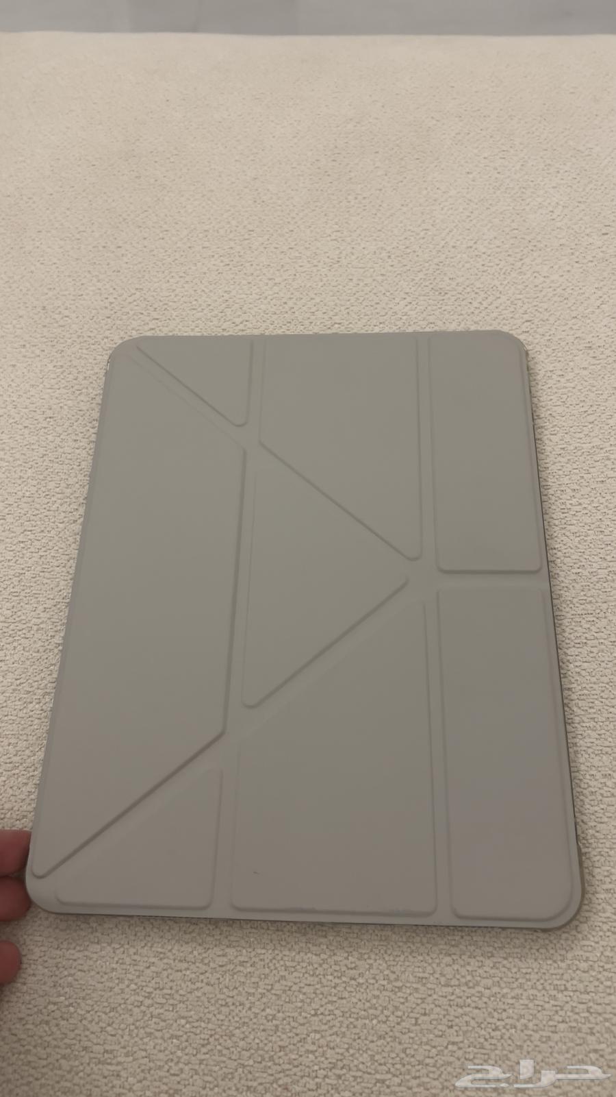 بيع قريب قابل للتفاوض ايباد برو 11 انش الجيل الثاني 128 قيقا64583597411075111