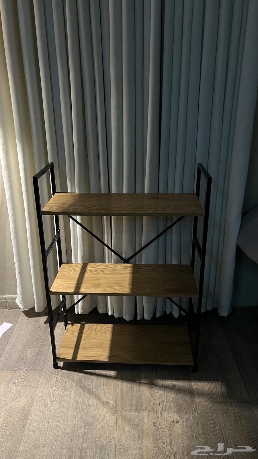 سرير  تسريحه   مرايا   طاوله   ارفف قهوه   مكتب   رف64583625690755113