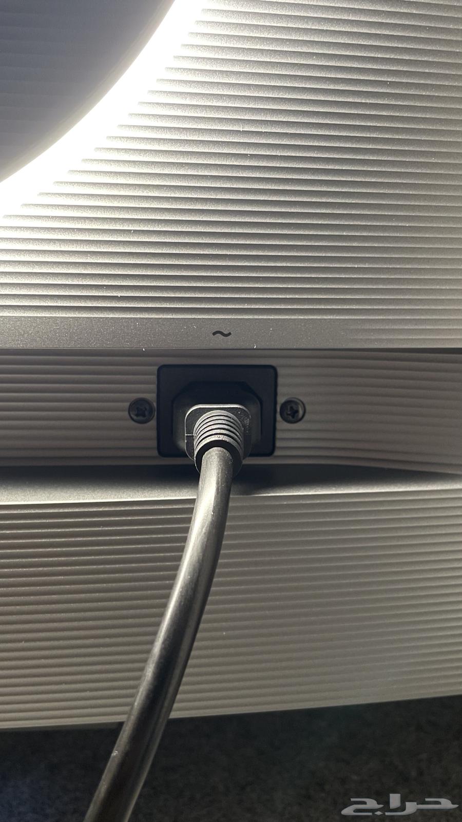 شاشة بينكيو مع ستاند64581347290753111