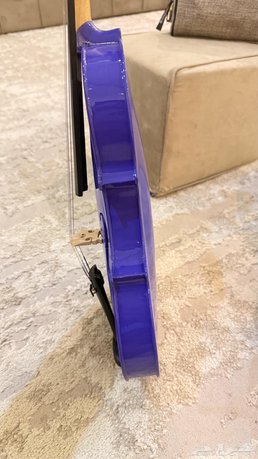 كمان مستخدم بحاله جيده64581580146051112